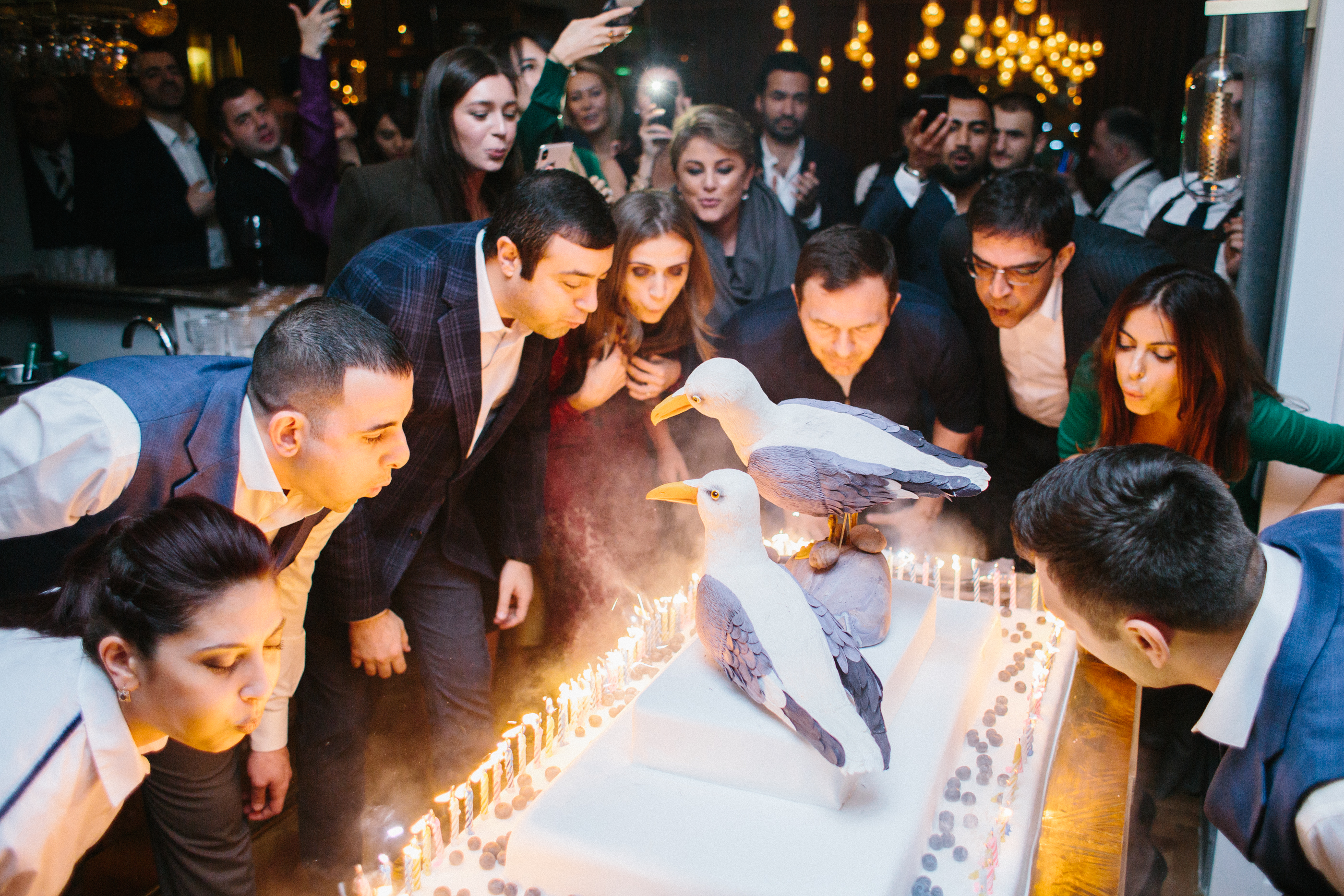 A seagull cake at the Chayki Restaurant opening in Baku 